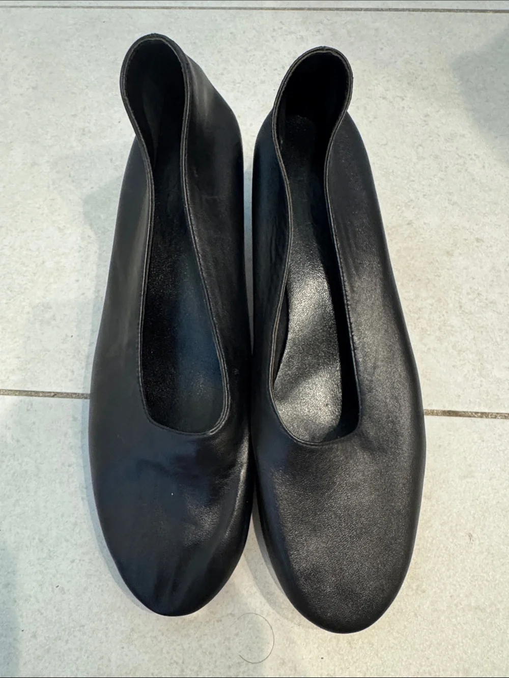 Women's Black Leather Slip-On Ballet Flats